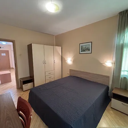 Gt Golden Dreams * Sluneční pobřeží