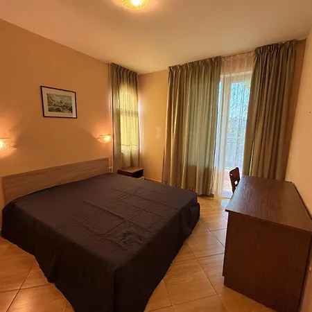 Gt Golden Dreams * Σάνι Μπιτς
